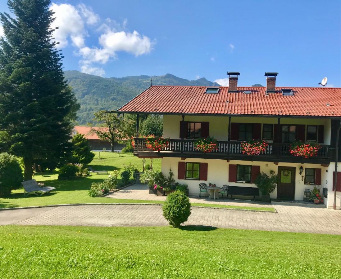 Ferienwohnung Draexl Garten Und Bergblick Nußdorf am Inn Exteriör bild